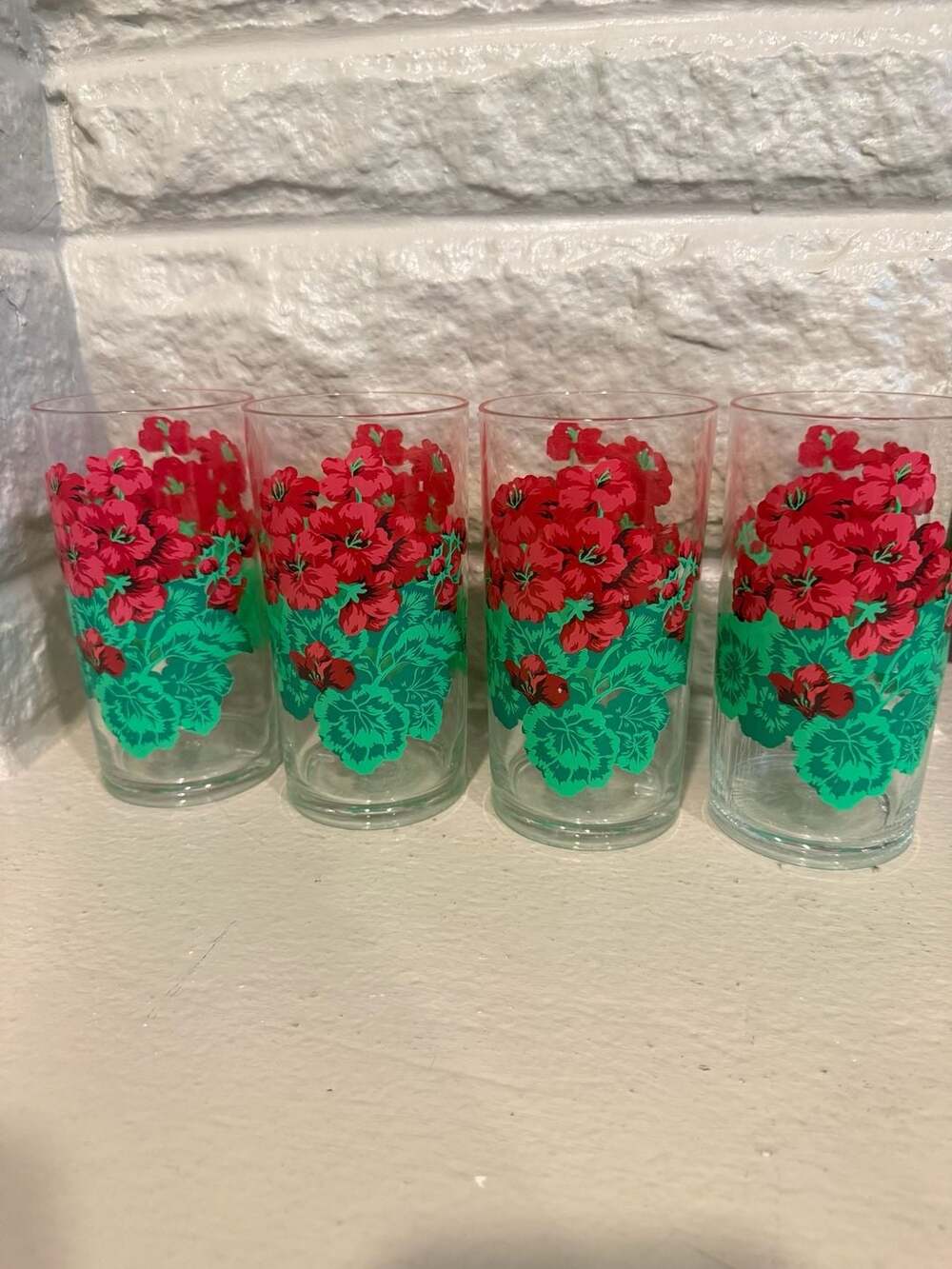 Set of 4 Vintage 1983 Avon Summer Fantasy Red Geranium Drinking Glasses